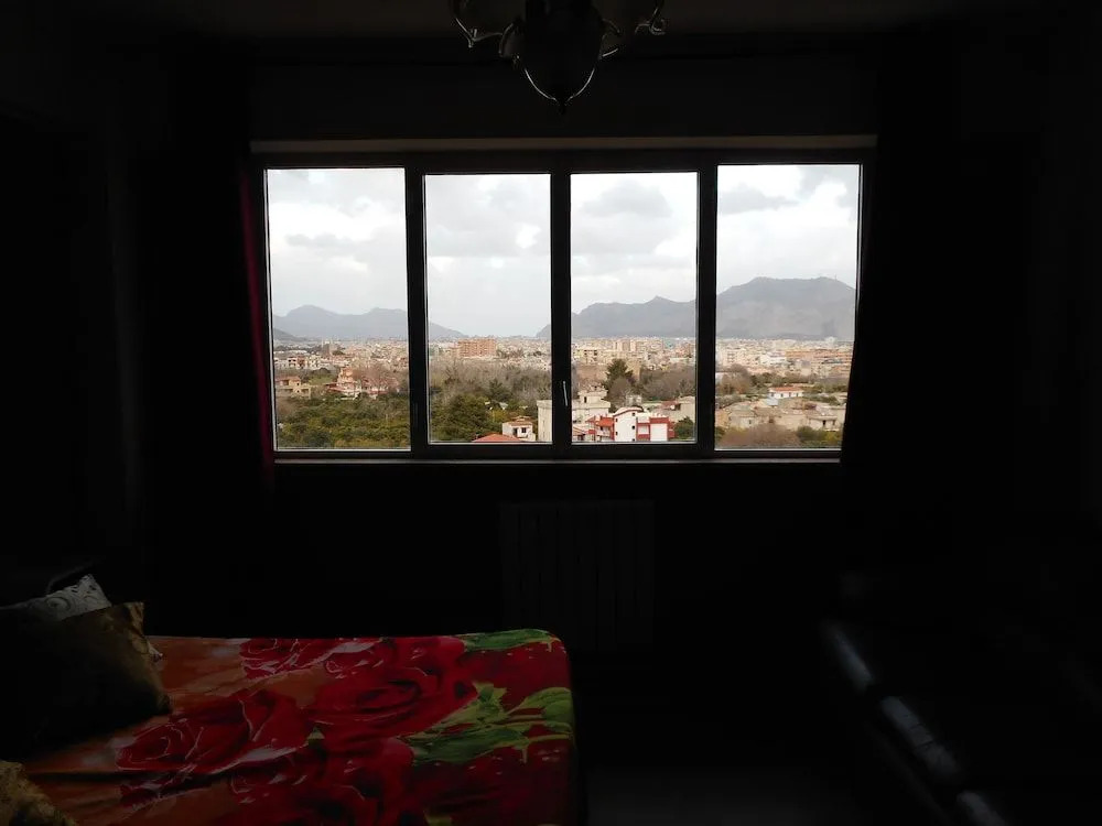 B&B Golden Valley