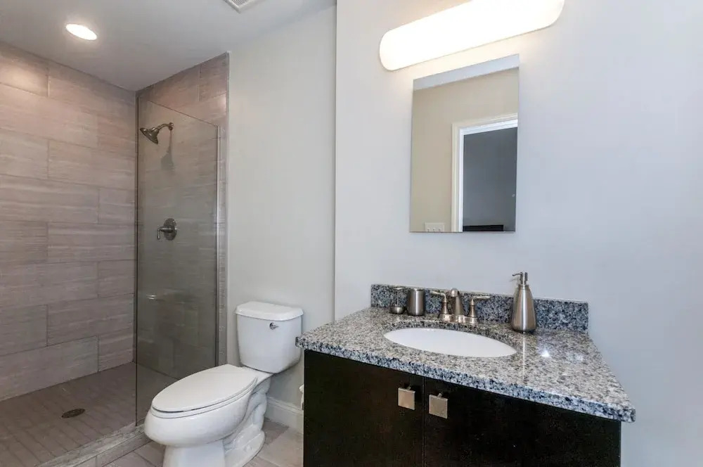 BOS001 2 Bedroom Apartment By Senstay