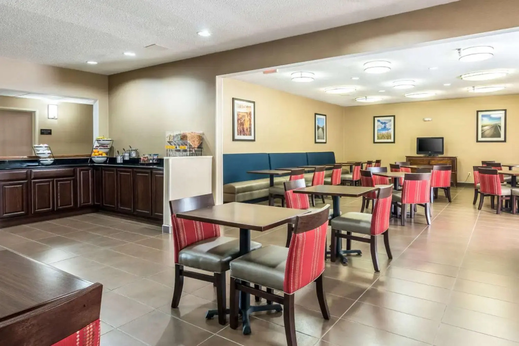 Holiday Inn Express and Suites Hannibal