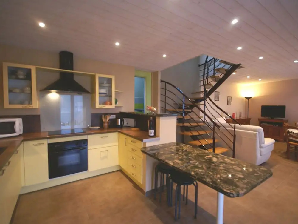 Alluring Holiday Home in L'armor-pleubian With Terrace