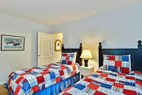 4585 Parkside Villa by Akers Ellis Rentals