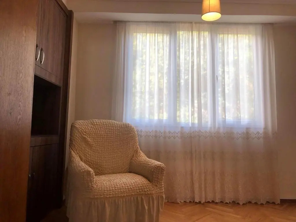 Cozy And Sunny Place In Perfect Location