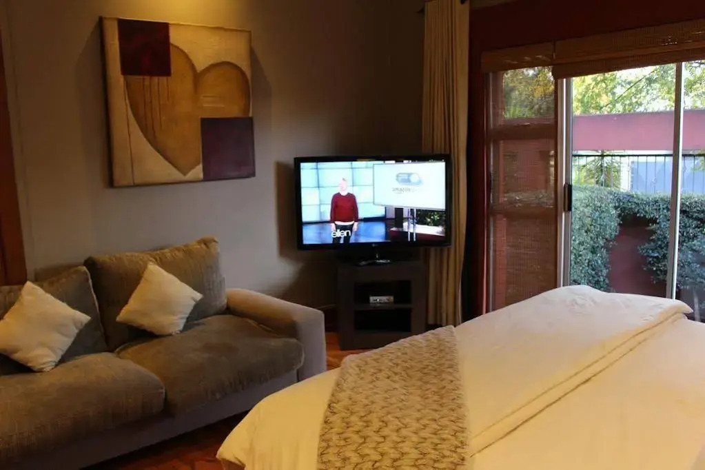 Saffron Guest House