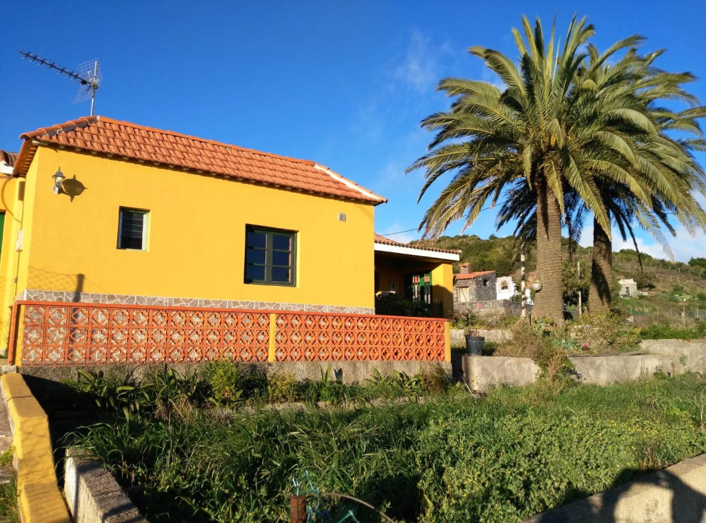 Casas Rurales Amparo Las Hayas