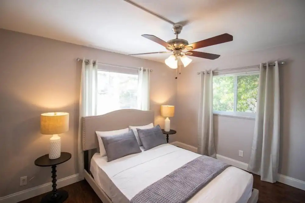 Brief Homes - The Victor 2 Bedroom Apartment#1