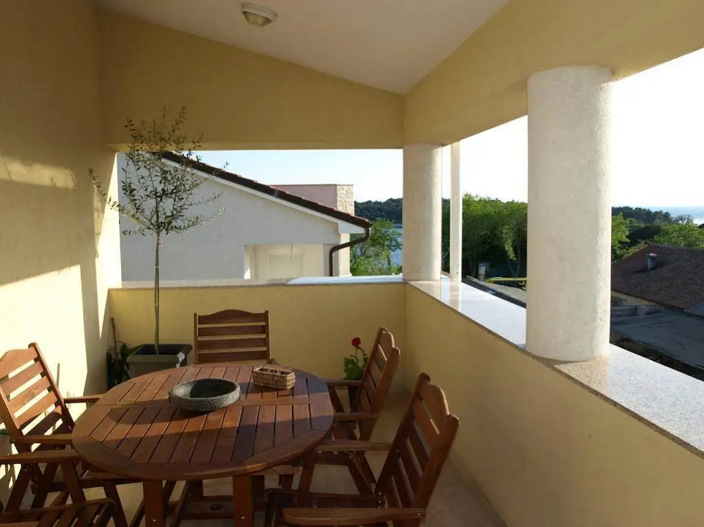 Apartments Neven