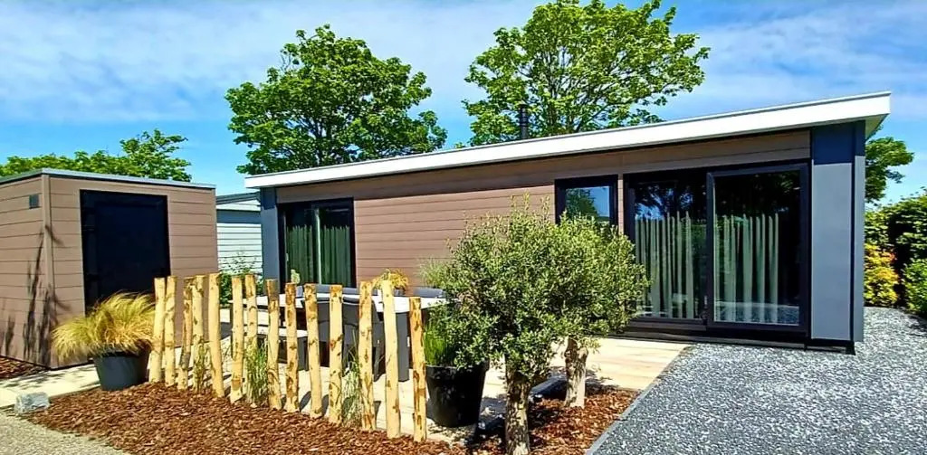 Welcome in - Beachhouse Renesse 2645 aan de duinen - Camping Julianahoeve