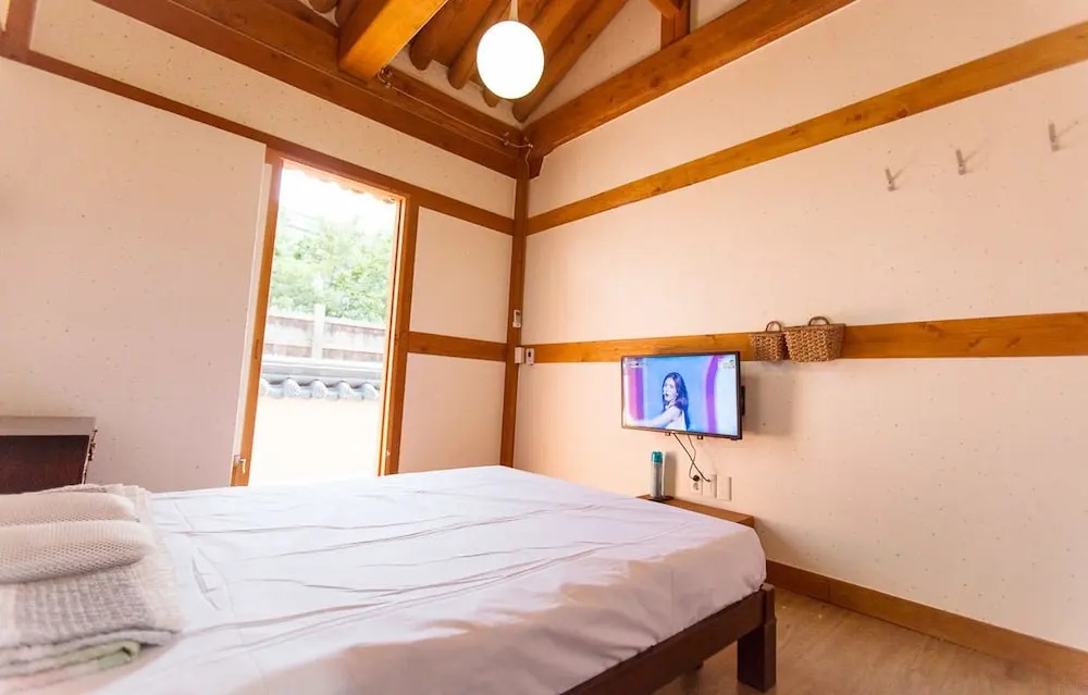 Jeonju Hanok Village Kkotmureut