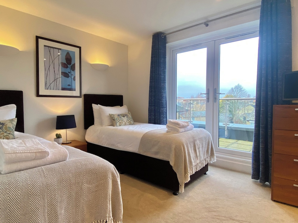 Your Space Apartments - The Hamiltons