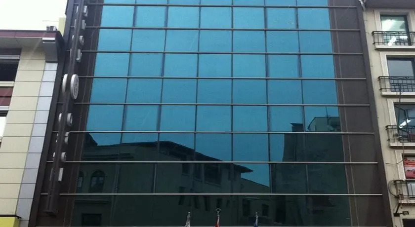 Envoy Hotel