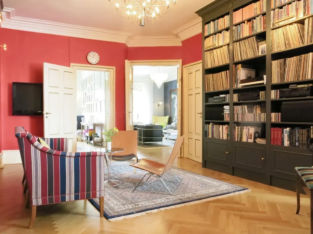 Apartment close to Marble Church 1290-1