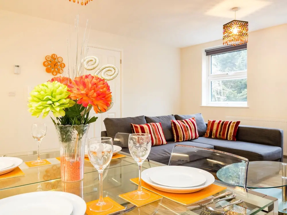 Kohinoor Serviced Apartments