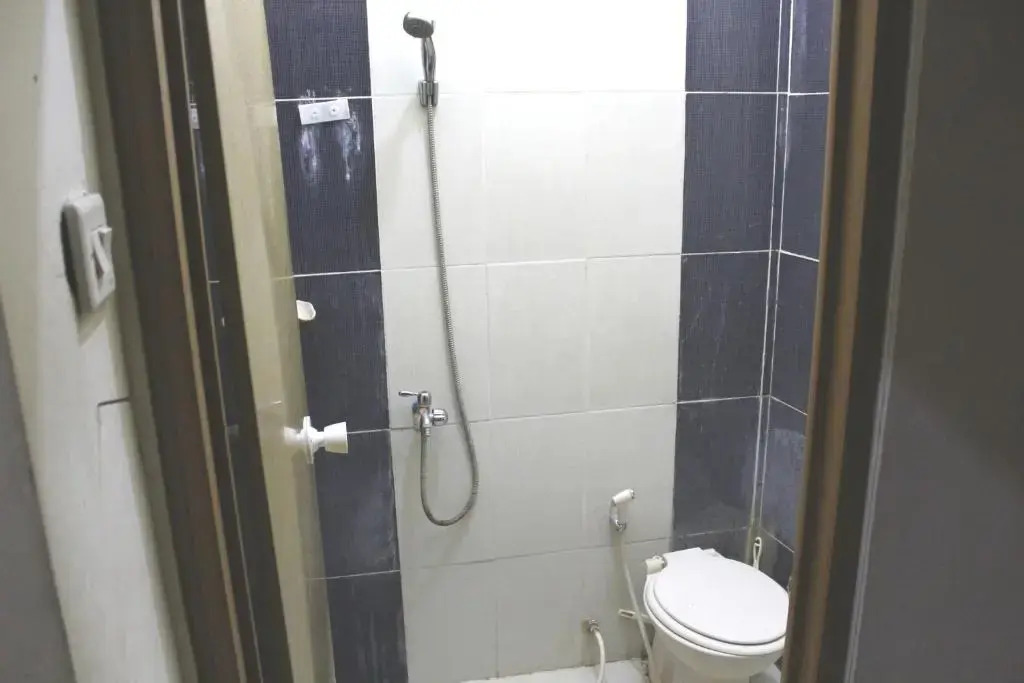 OYO Life 2982 Griya Aisyah Residence 2