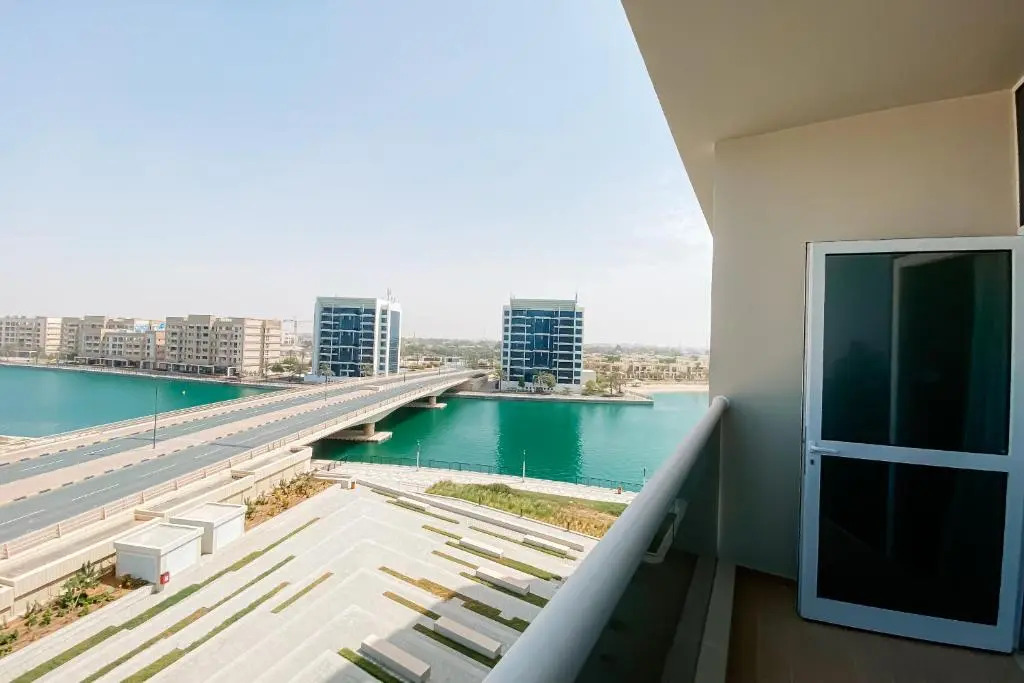 RH- Lovely 2 bedroom apartment, Lagoon View in Gateway Residences