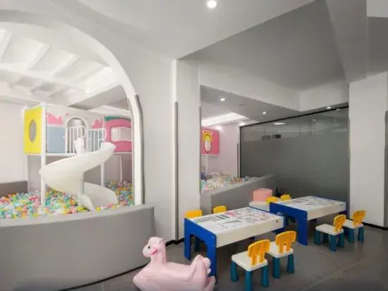 Xana Hotelle Hotel (Sanya Haitangwan International Duty-Free City)