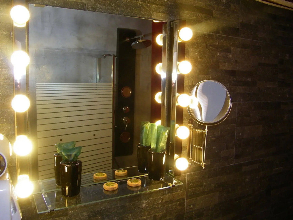 Theatro Hotel Odysseon