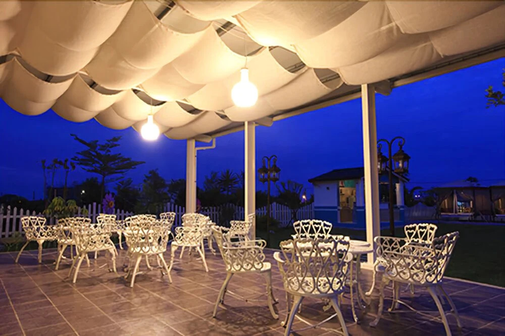 Z. H. Garden Hotel