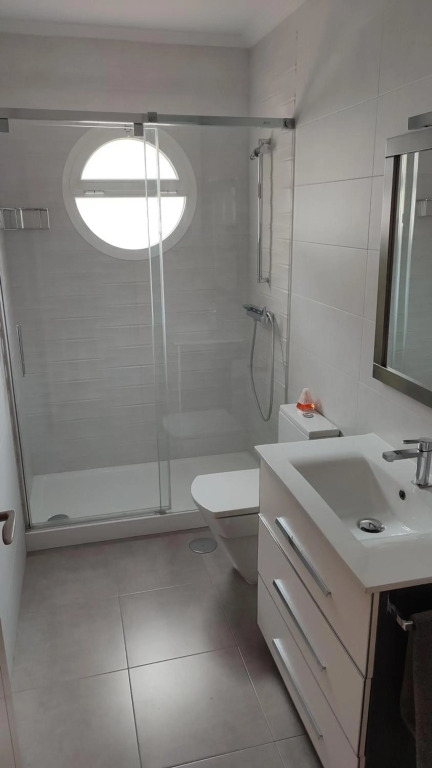 Apartamento junto a paseo Marítimo, centro de Torre del Mar