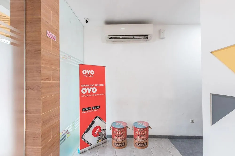 OYO 386 Hey Hotel