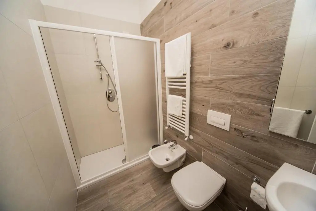 B&B Corte sul Naviglio CIN I T 0 1 5 0 7 0 C 1 3 X U I L Q C V