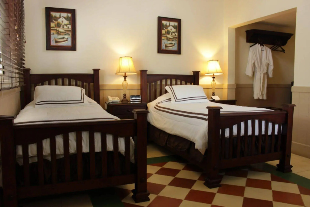 Hotel Victoriano
