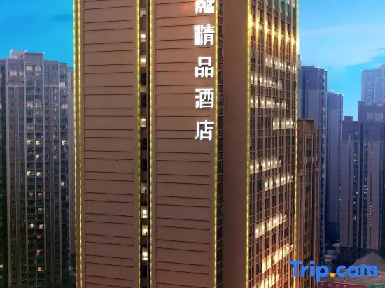 Rong Hotel