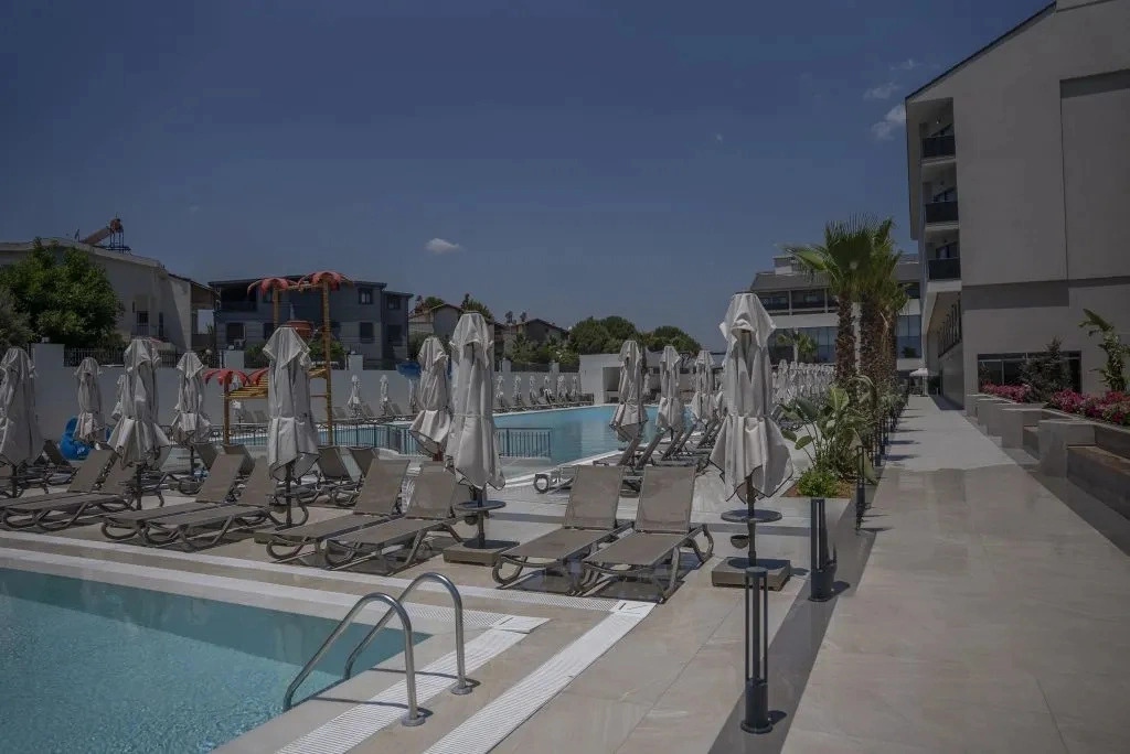 Avia Resort & Spa