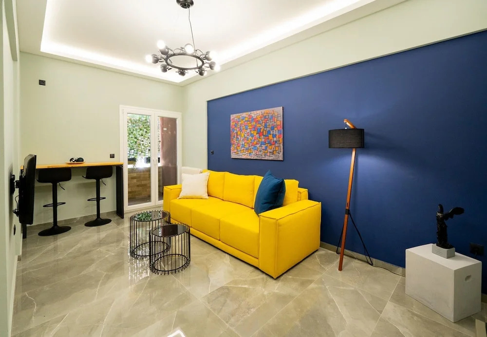 LIV - Comfortable Designer Apt in Lycabettus