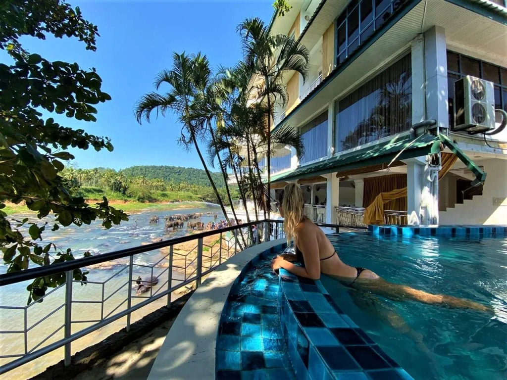 Elepath Lodge Pinnawala