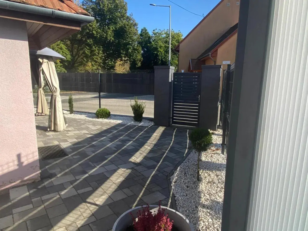 Varkerulet Apartman