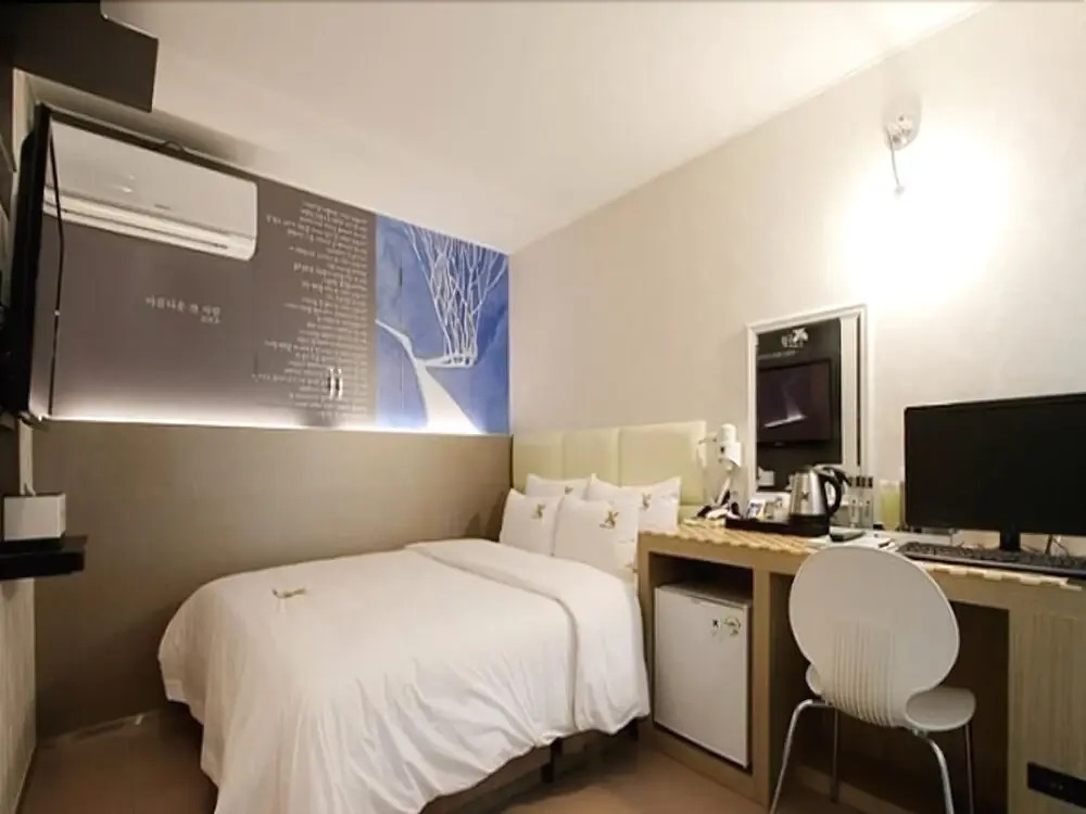 Karat Hotel