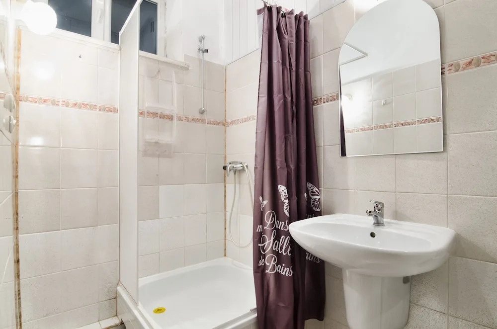 Three rooms on Hnatyuka 3