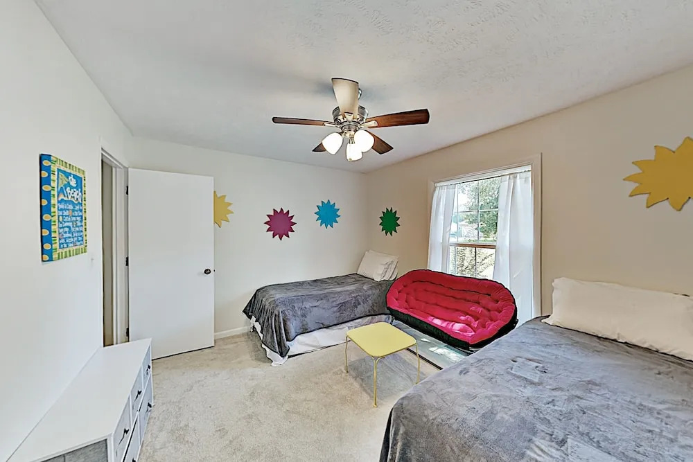 60413ave 3 Bedroom Home