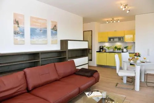 Logierhaus Friedrich -Ferienwohnung Sandstrand - 1.Reihe