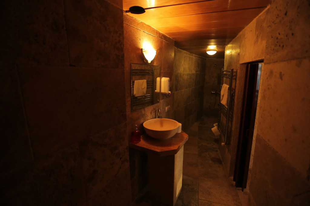 Sandık cave house