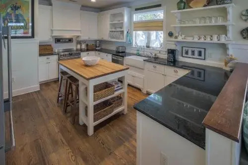 4 Fish Cottage
