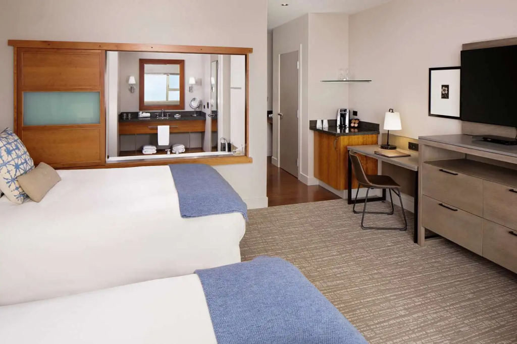 Chrysalis Inn & Spa Bellingham, Curio Collection by Hilton