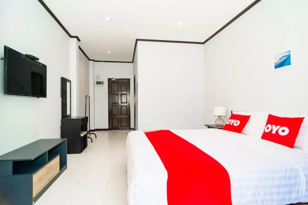 OYO 533 Runya Poolvilla