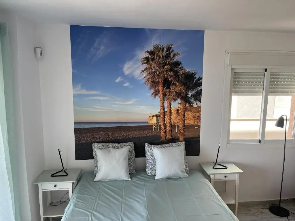 Studio 1 - Sea front