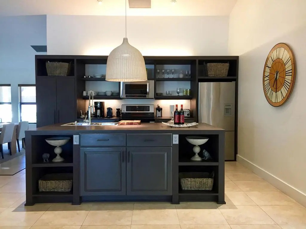 Dolphin Retreat - East Boca Raton