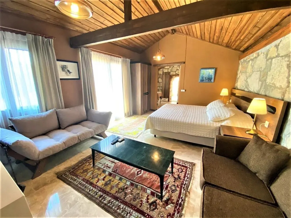 Güney Urla Suites