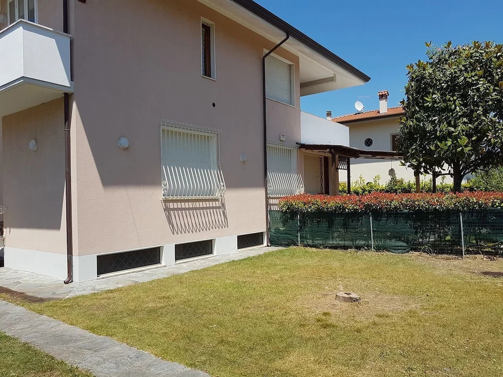 Cecchini Beach Apartments