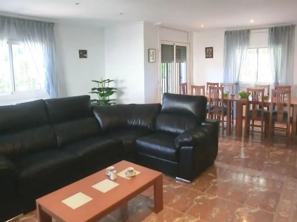 Villa - 6 Bedrooms with Pool and WiFi - 104106