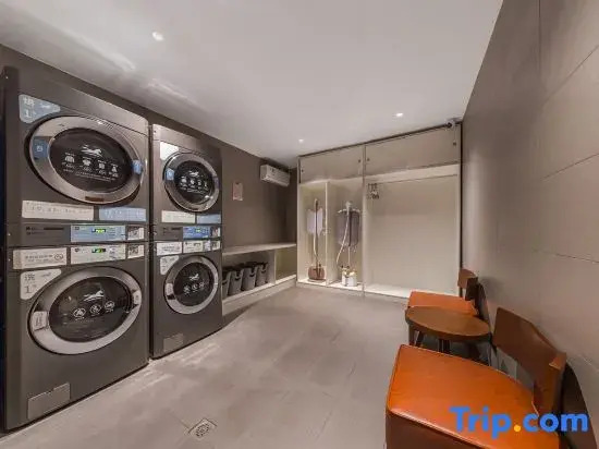 Hanting Hotel Beijing Zhongguancun Baishiqiao