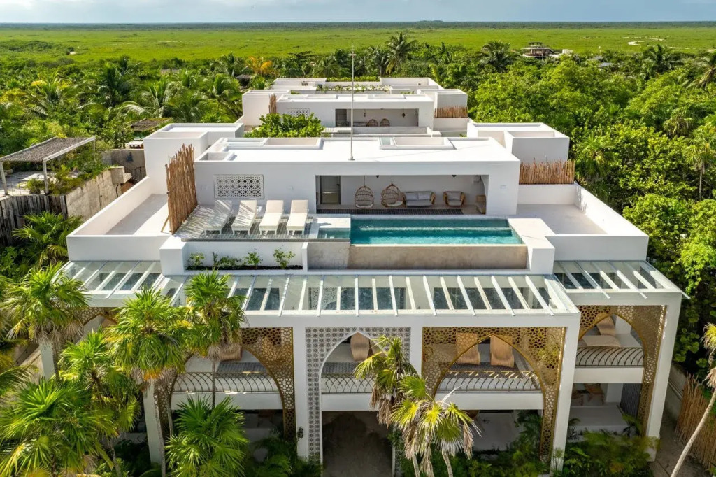 Sana Tulum Beachfront Boutique Hotel