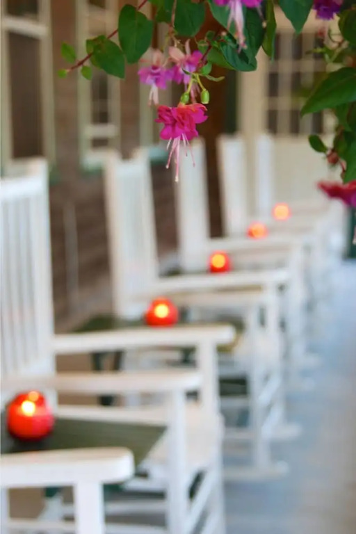 Pequot Hotel