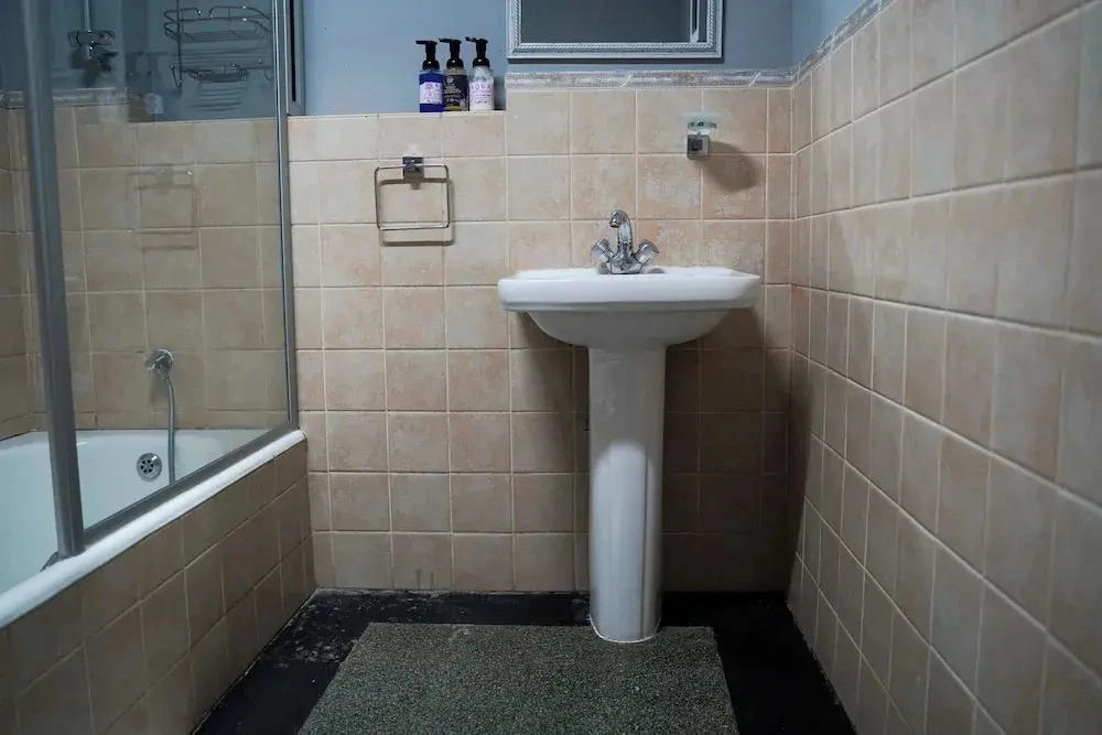 Aqua Guest House