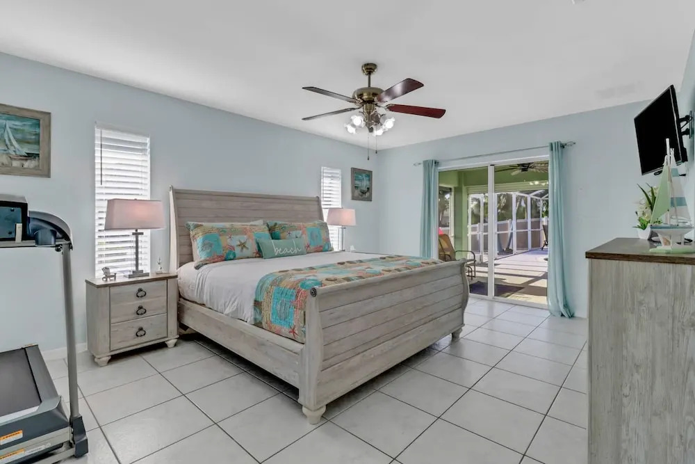 1722 SW 38th Ter