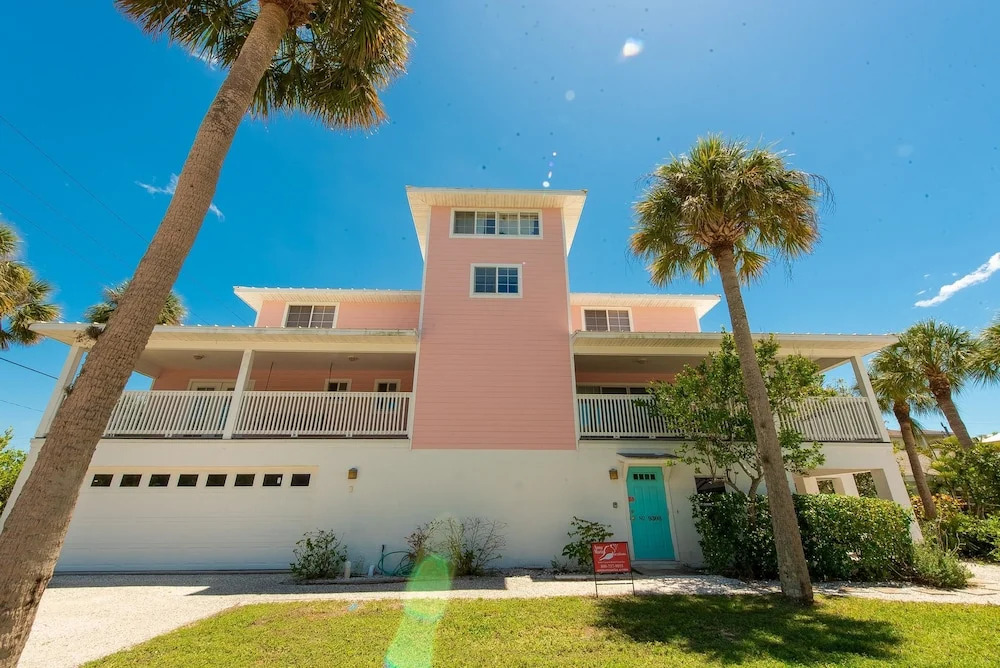 The Beach House Apartment 3