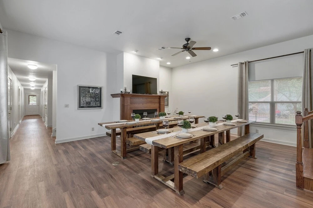 Luxury Haus Near Main St W/pool & Fire Pit